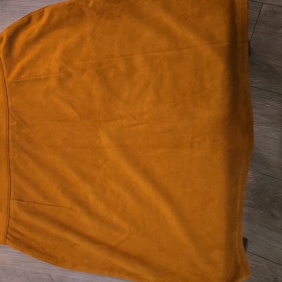 Guess Suade Skirt - Picture 4 of 4